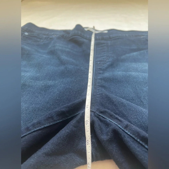 Levi Signature Jeans Womens 24 M Immaculate Blue Totally Shaping Pull On Skinny - Picture 6 of 8